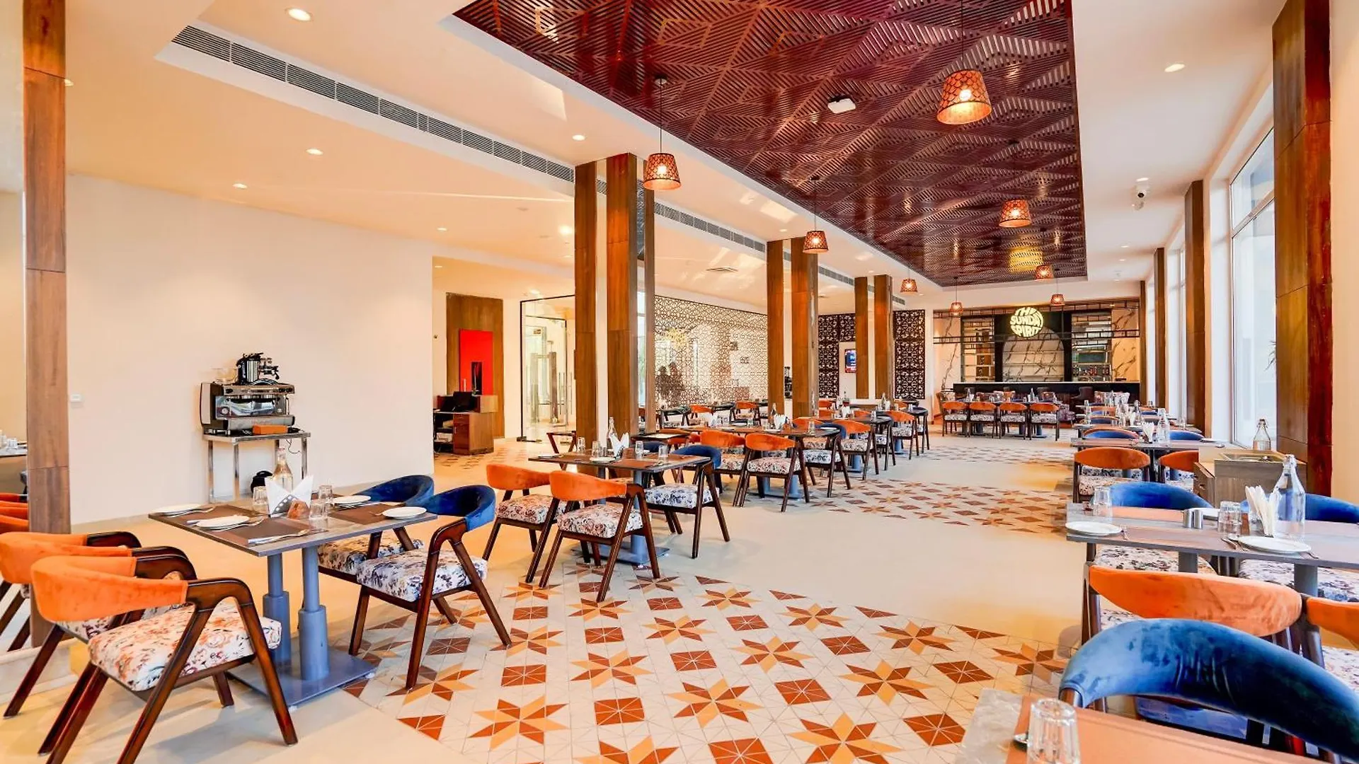 Sunday Hotels And Resort Gurgaon India