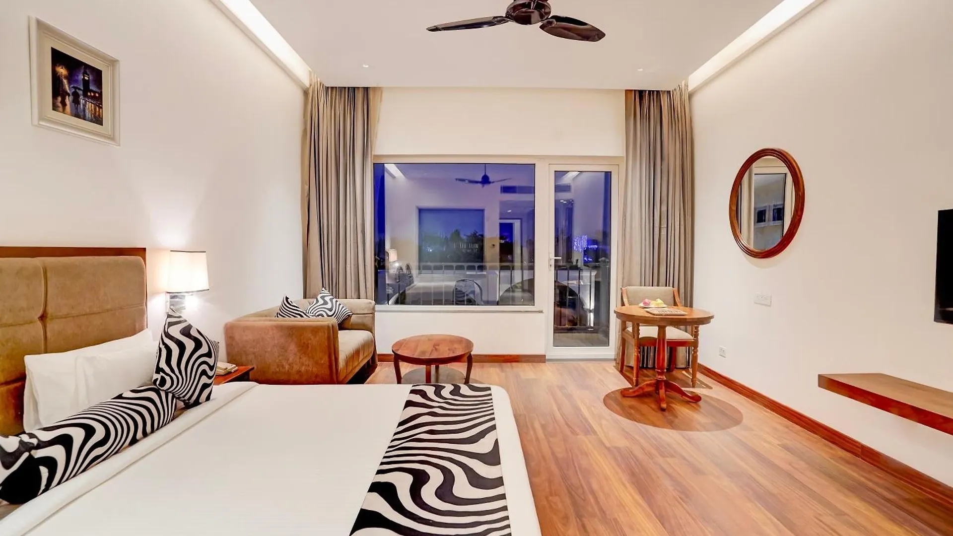 Sunday Hotels And Resort Gurgaon