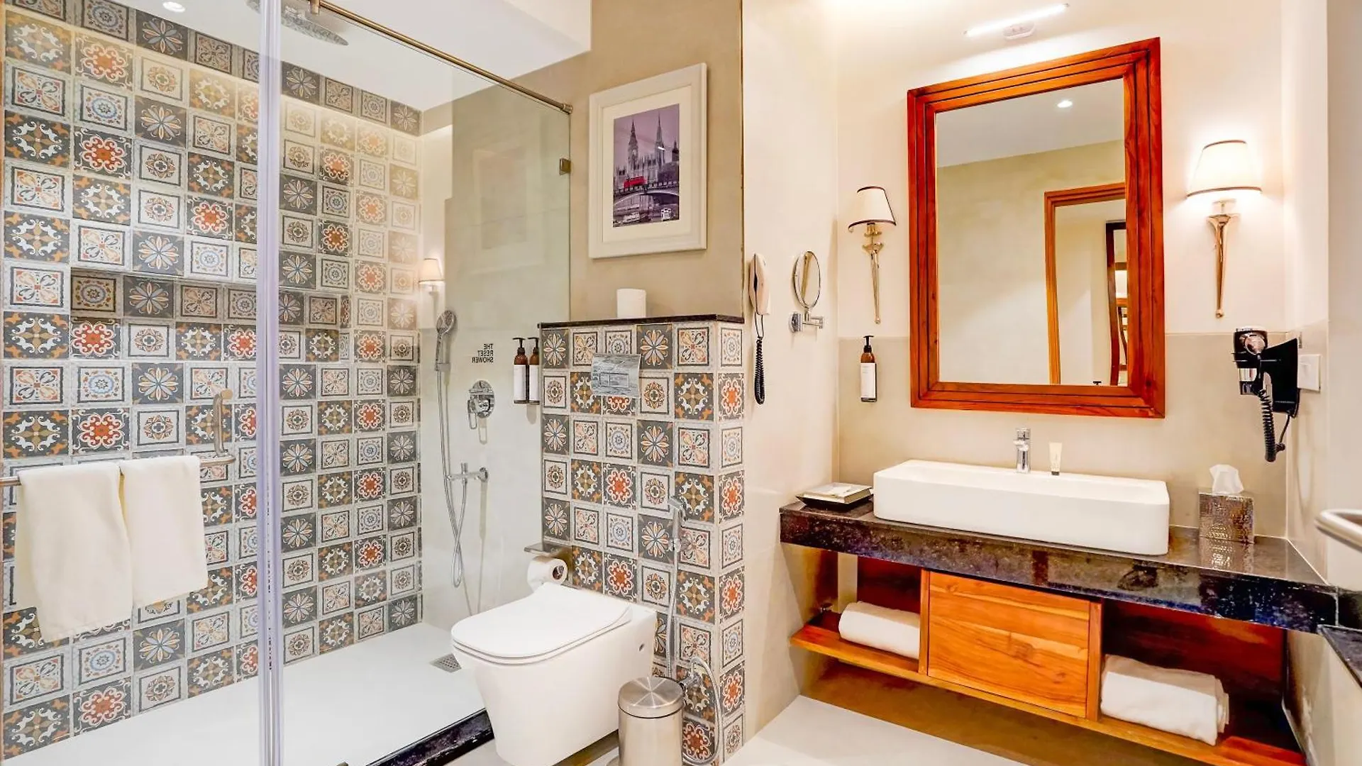 Sunday Hotels And Resort Gurgaon