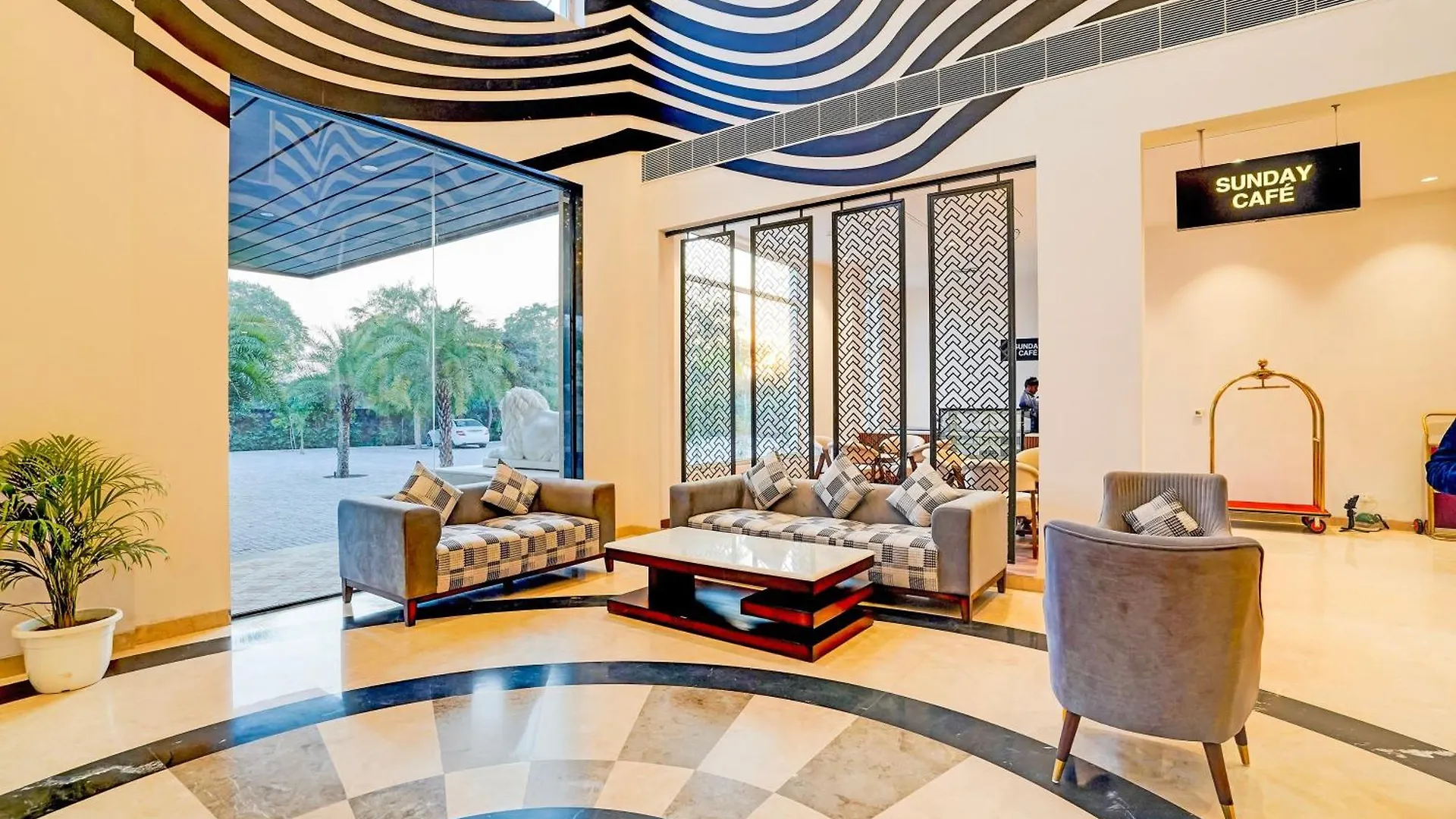 Sunday Hotels And Resort Gurgaon