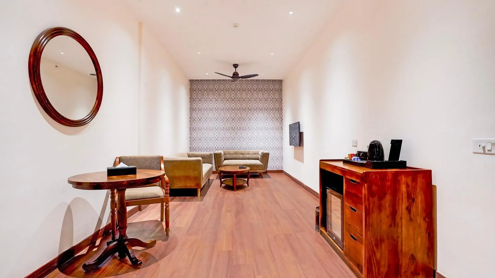 Sunday Hotels And Resort Gurgaon
