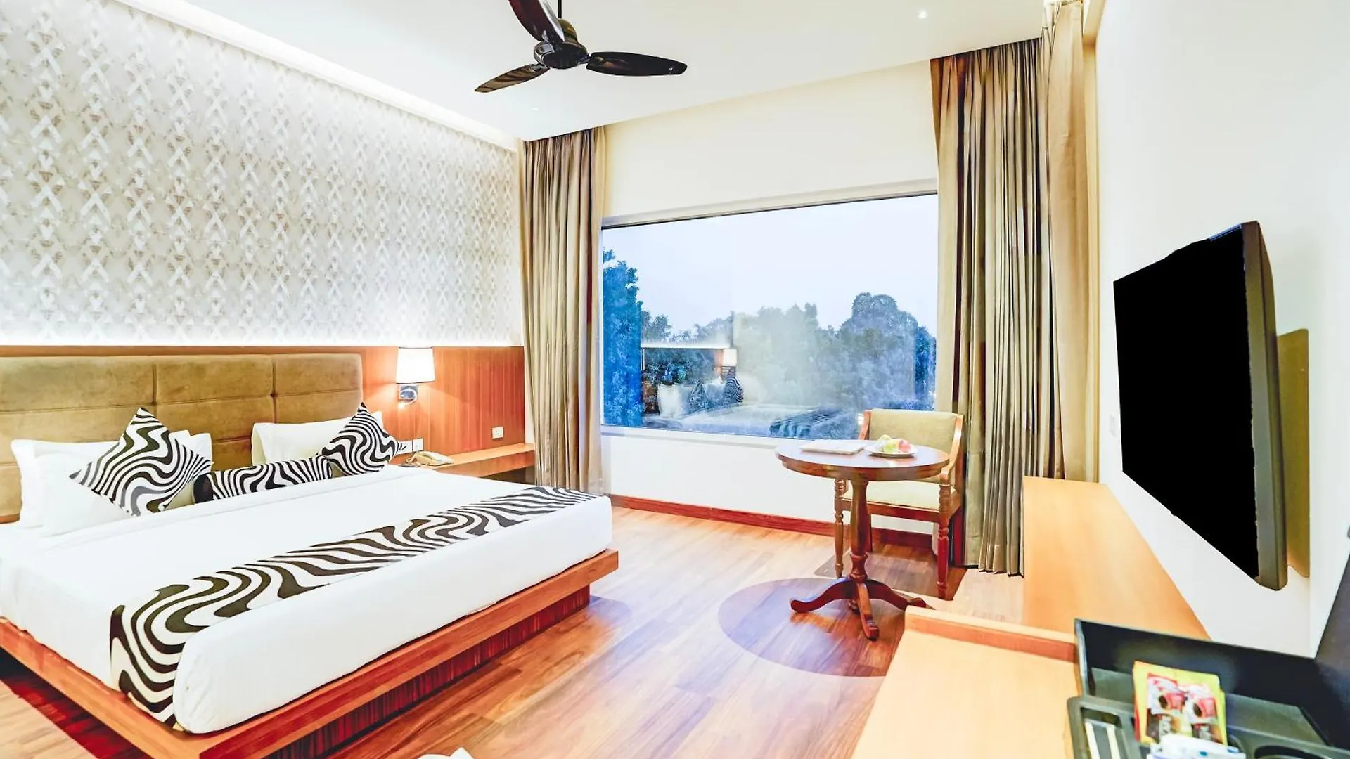 ****  Sunday Hotels And Resort Gurgaon Indien